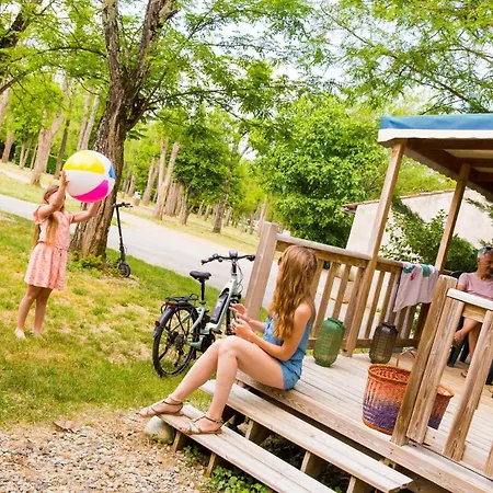 Camping La Chapouliere Ruoms Esterno foto